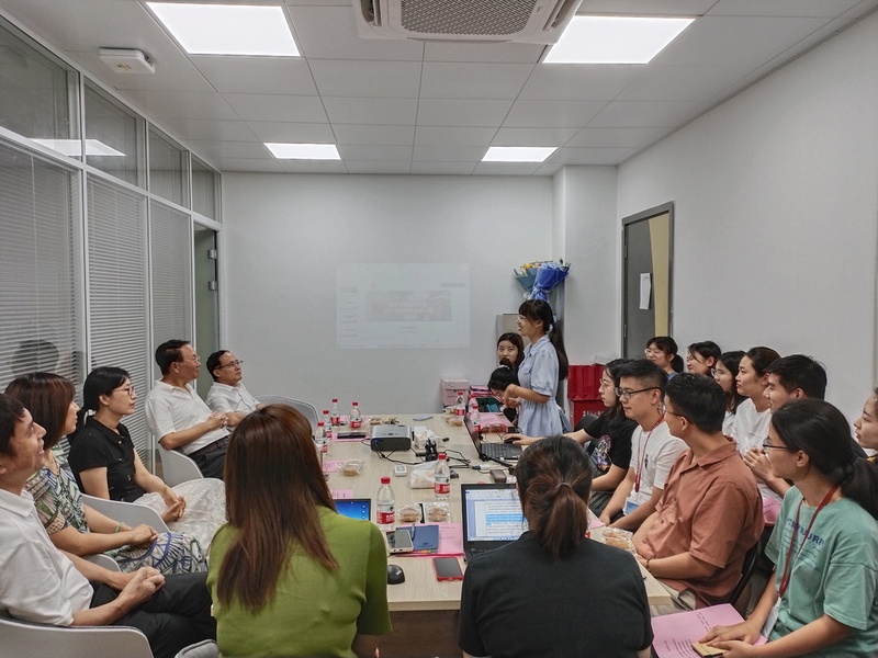 华东师范大学首届师生见面会